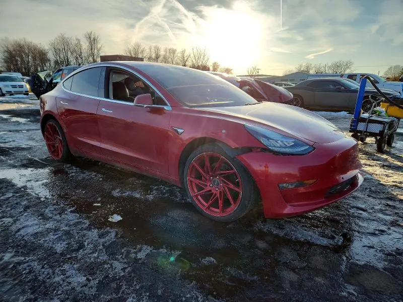 2018 TESLA MODEL 3   