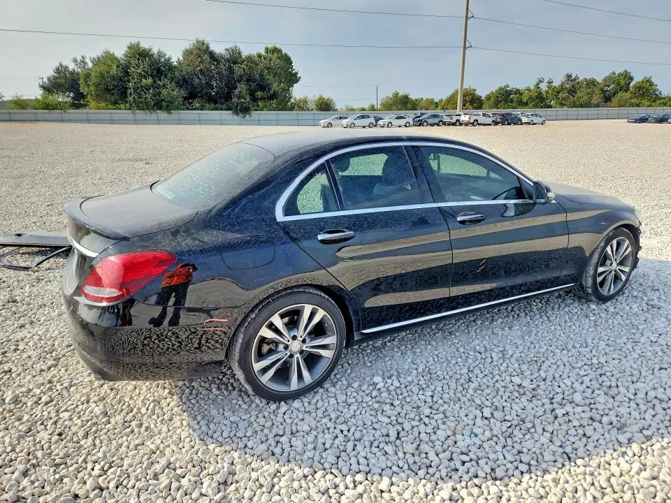 2016 MERCEDES-BENZ C 300  