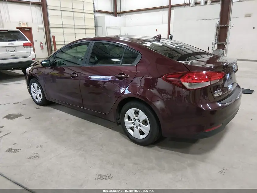 2017 KIA FORTE LX
