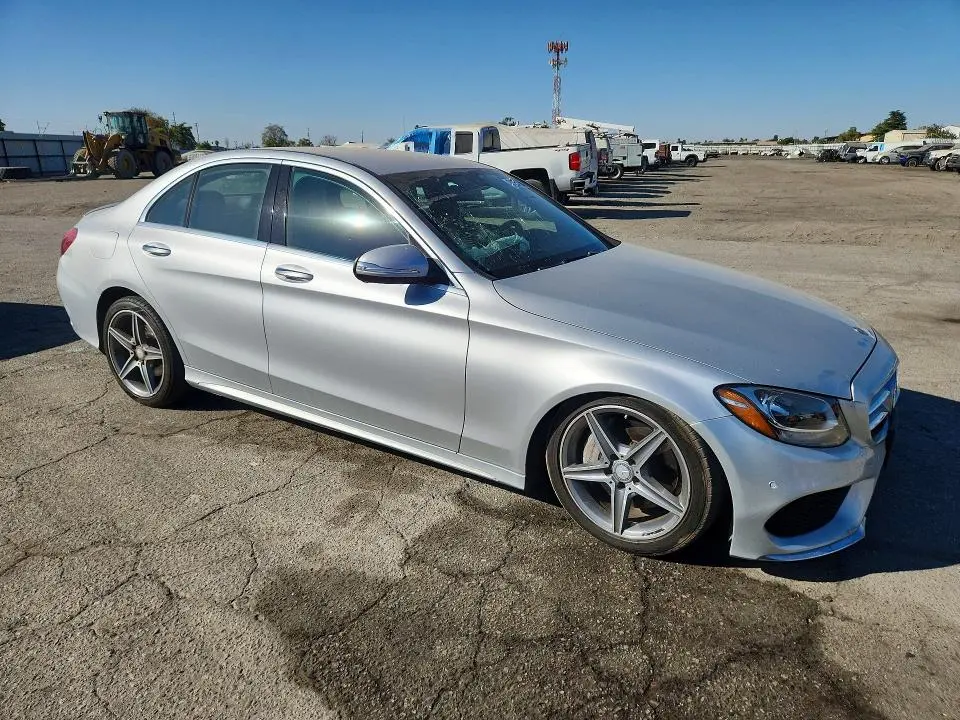2015 MERCEDES-BENZ C 300  