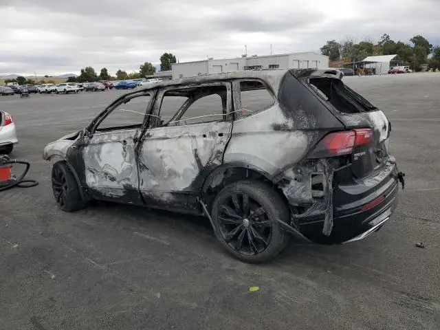 2021 VOLKSWAGEN TIGUAN SE  