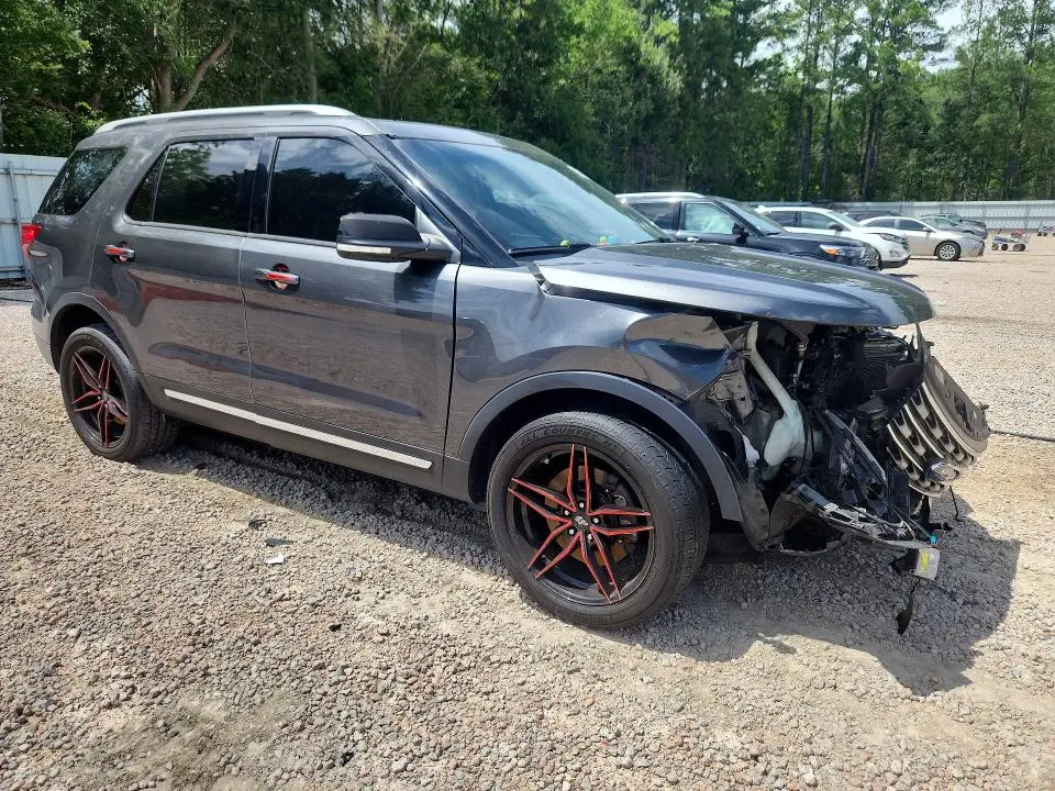 2016 FORD EXPLORER XLT  