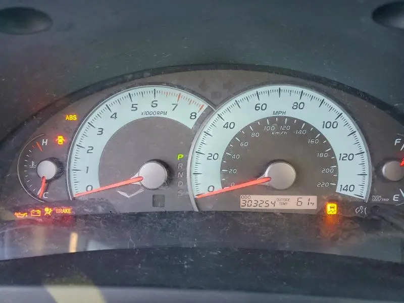 2011 TOYOTA CAMRY BASE  