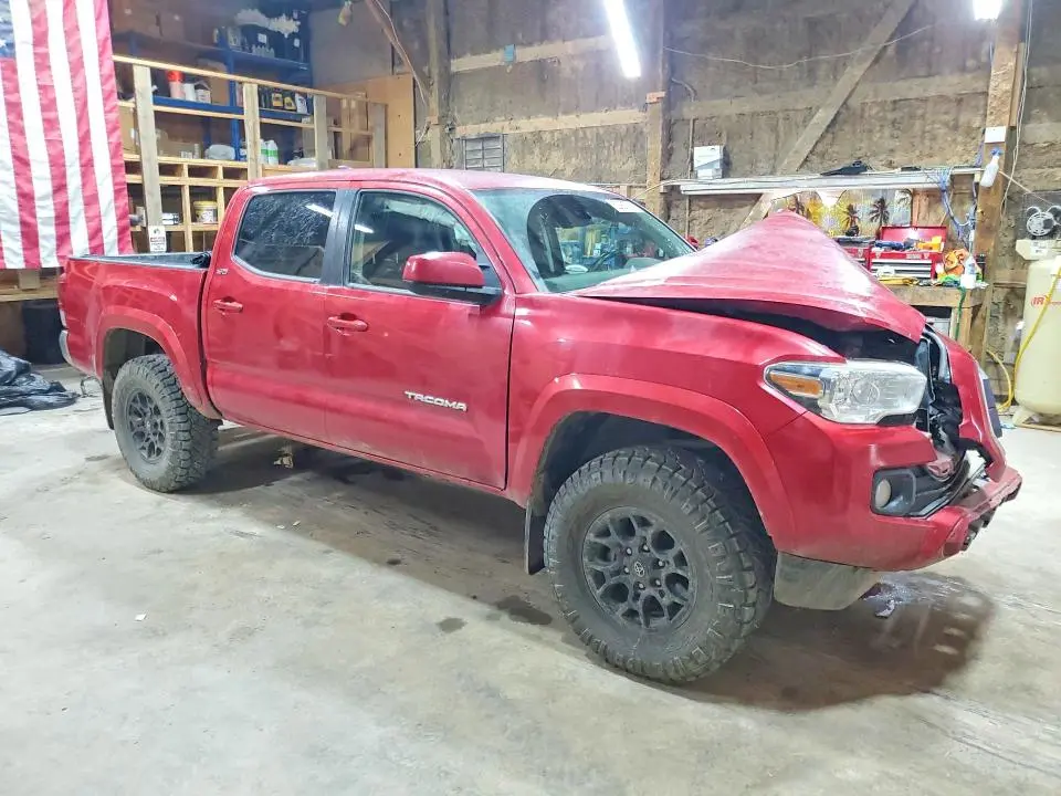 2020 TOYOTA TACOMA SR5 V6  