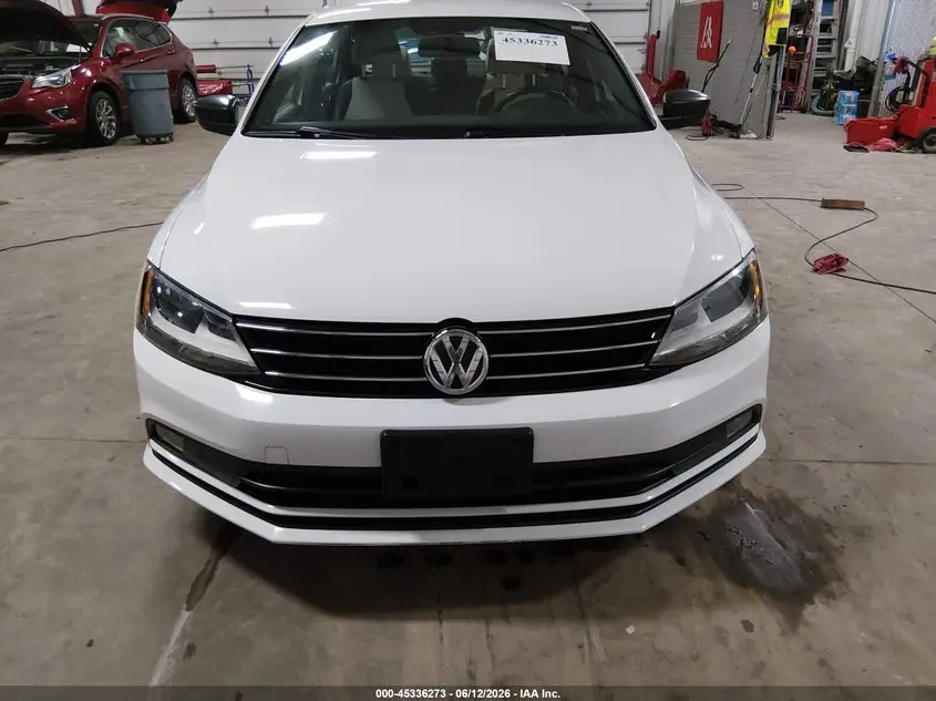 2016 VOLKSWAGEN JETTA 1.8T SPORT