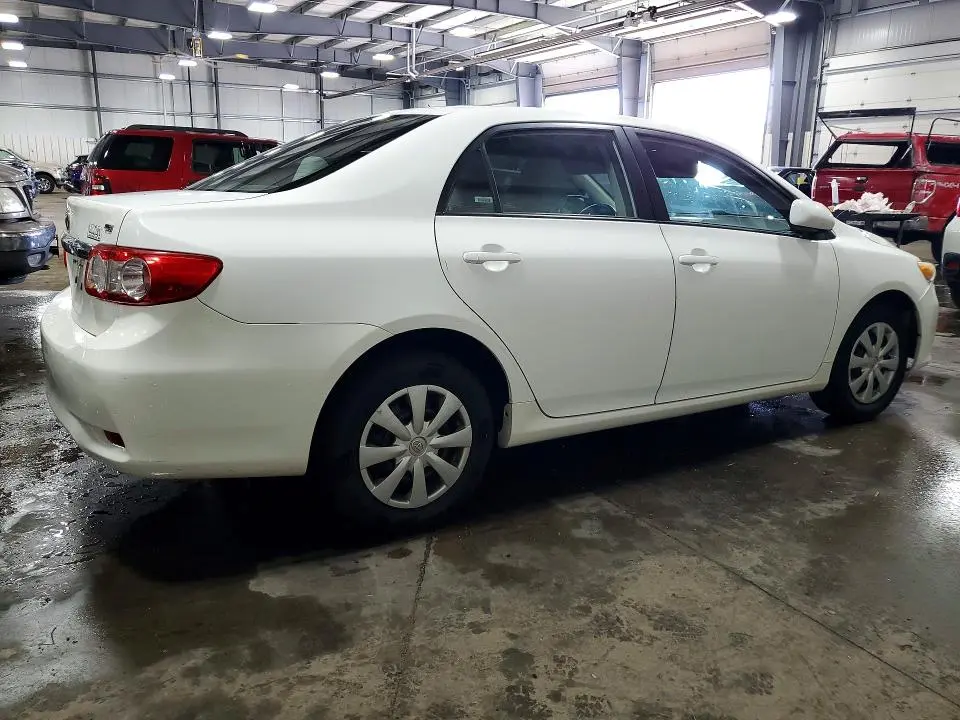 2011 TOYOTA COROLLA LE  