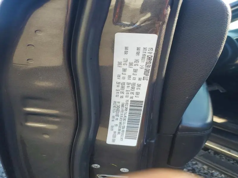2014 DODGE DURANGO SXT  