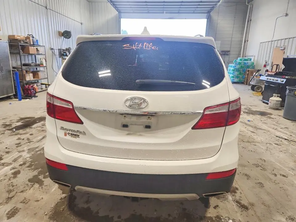 2016 HYUNDAI SANTA FE SE  