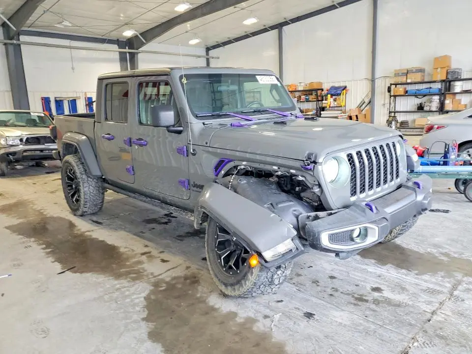 2021 JEEP GLADIATOR   