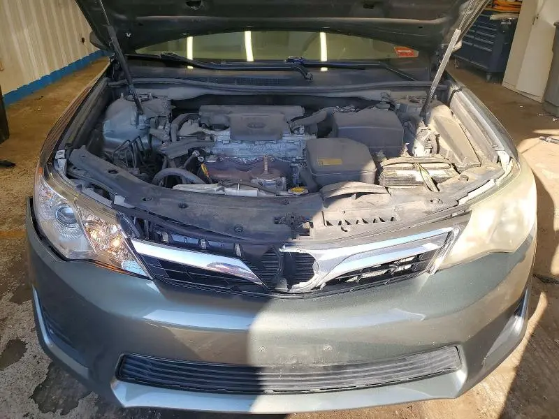2014 TOYOTA CAMRY LE  
