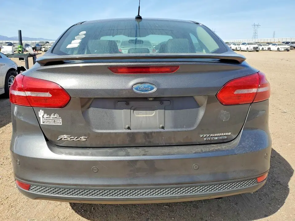 2015 FORD FOCUS TITANIUM  