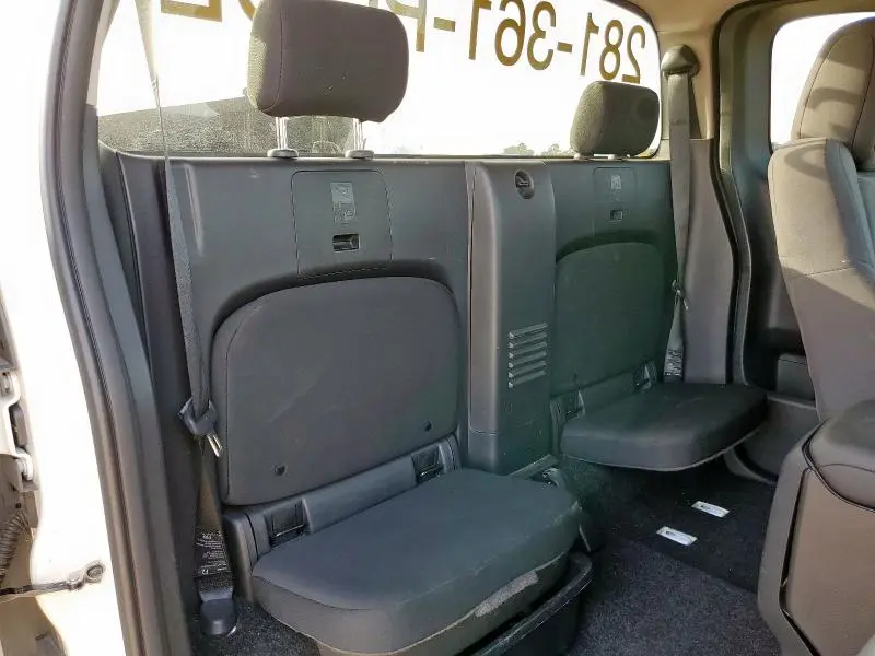 2024 NISSAN FRONTIER S  