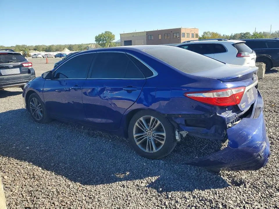 2016 TOYOTA CAMRY SE  