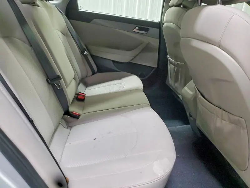 2017 HYUNDAI SONATA SE  