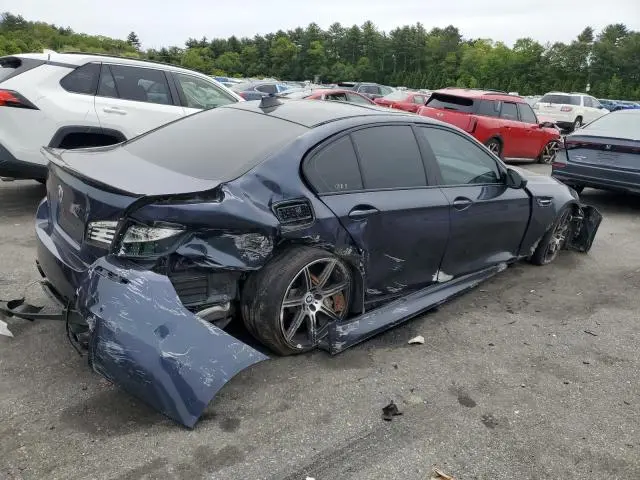 2013 BMW M5   