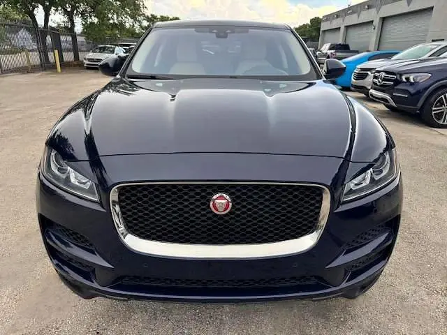2020 JAGUAR F-PACE PREMIUM  