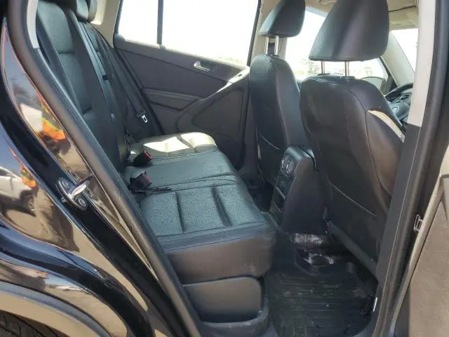 2017 VOLKSWAGEN TIGUAN S  