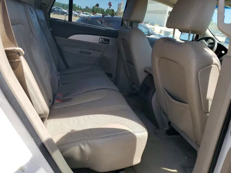 2011 LINCOLN MKX   