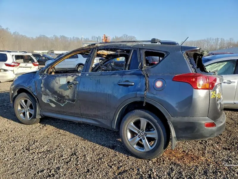 2015 TOYOTA RAV4 XLE  