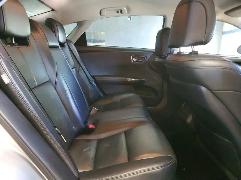 2018 TOYOTA AVALON XLE  