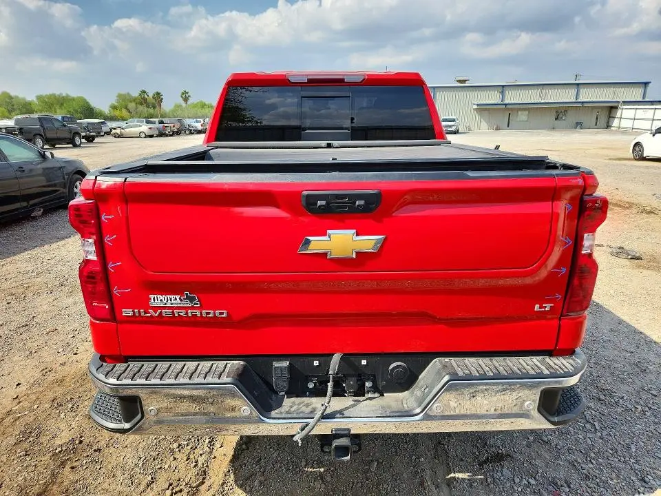 2024 CHEVROLET SILVERADO C1500 LT  