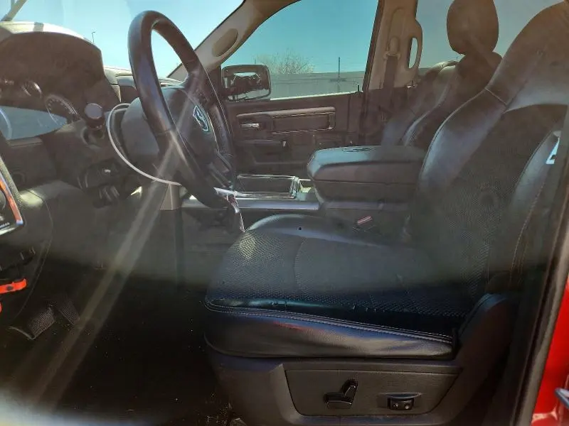 2015 RAM 1500 SPORT  