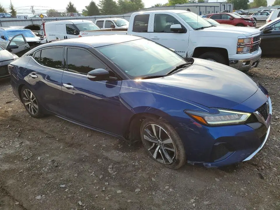 2020 NISSAN MAXIMA SV  