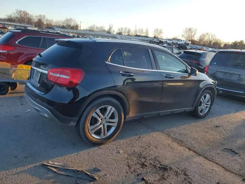 2016 MERCEDES-BENZ GLA 250 4MATIC  