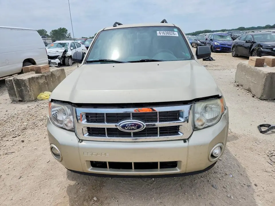 2012 FORD ESCAPE XLT  