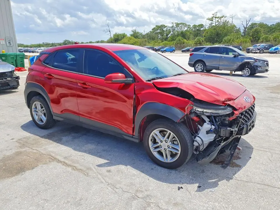 2022 HYUNDAI KONA SE  