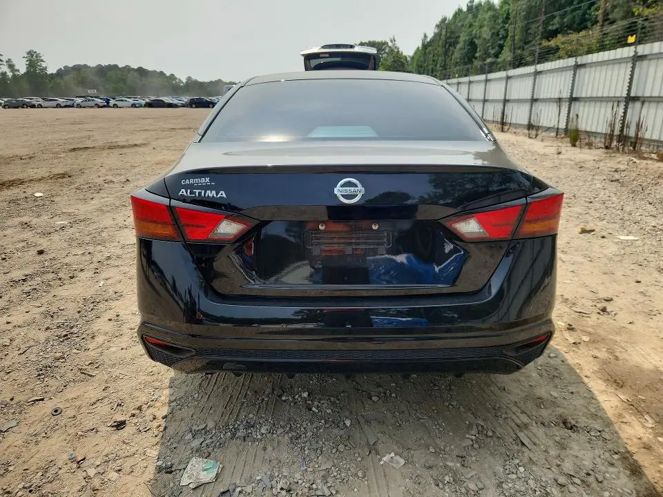 2022 NISSAN ALTIMA S  