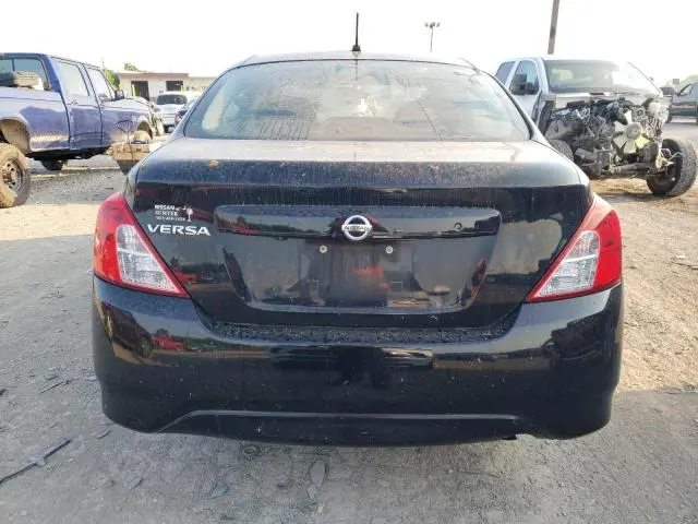 2019 NISSAN VERSA S  