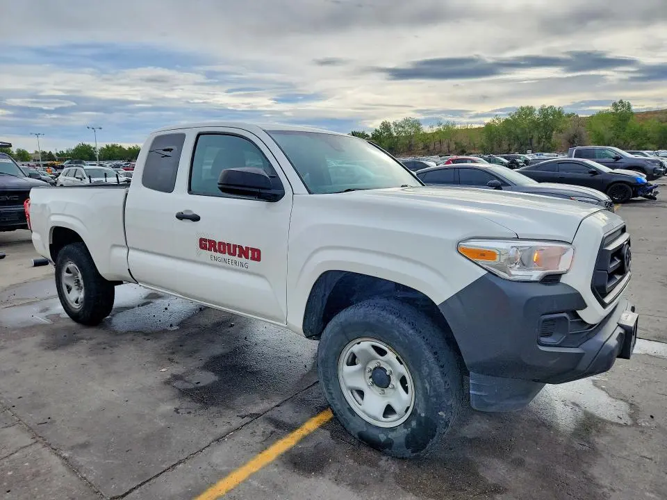 2023 TOYOTA TACOMA SR  