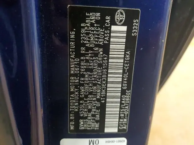 2011 TOYOTA CAMRY SE