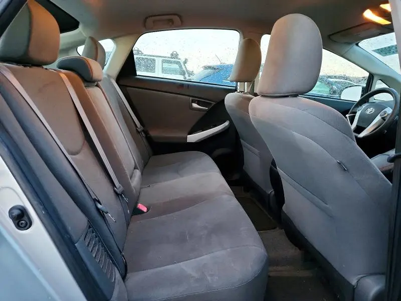 2015 TOYOTA PRIUS TWO  