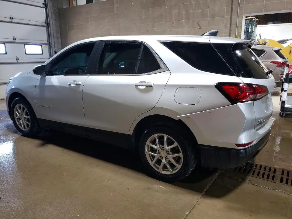 2022 CHEVROLET EQUINOX LT  