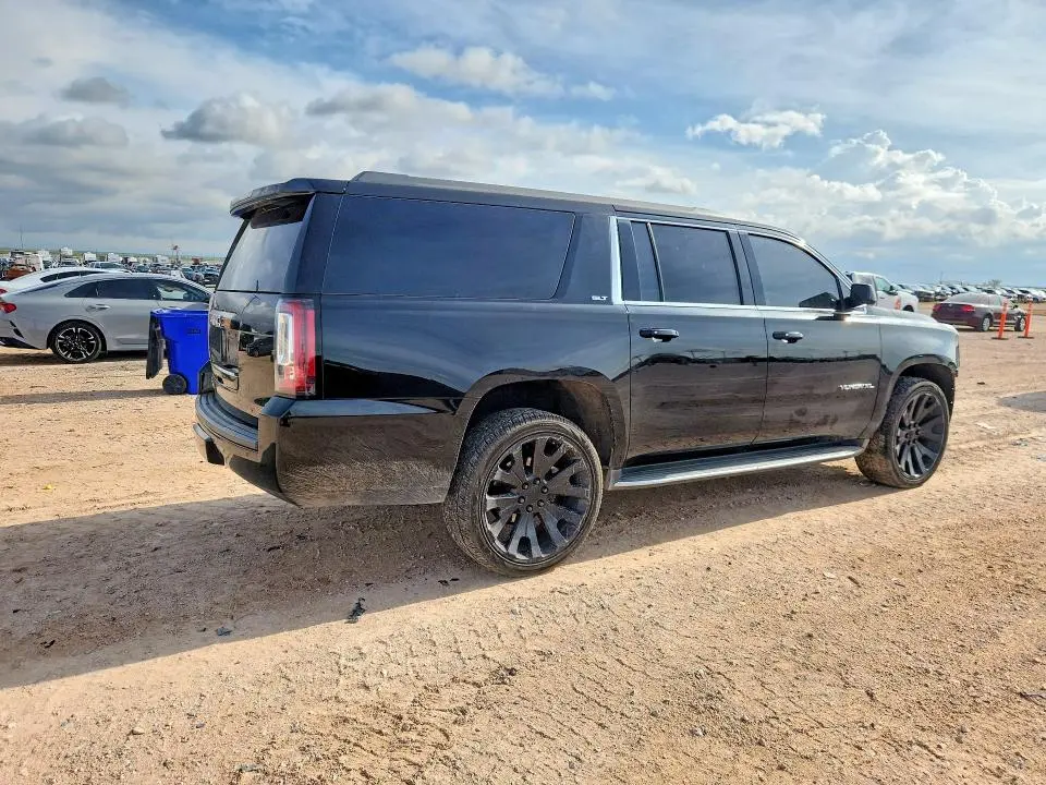 2015 GMC YUKON XL C1500 SLT  