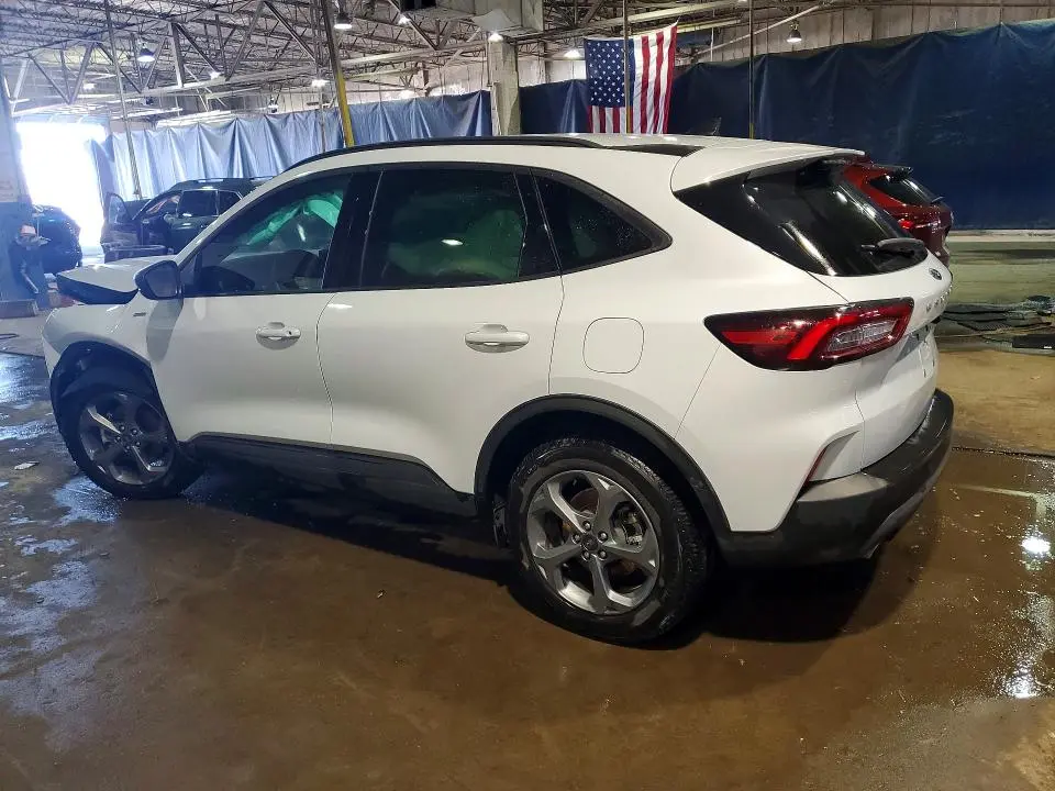 2025 FORD ESCAPE ST LINE  