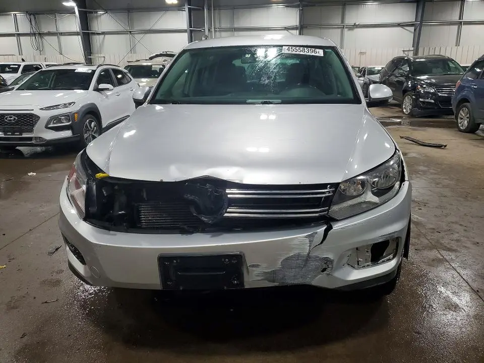 2014 VOLKSWAGEN TIGUAN S  