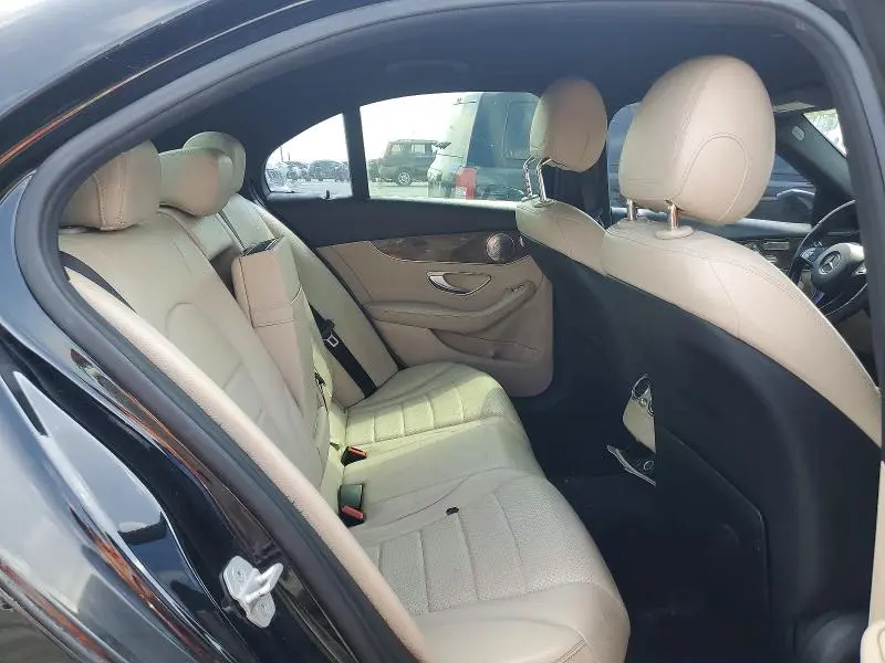 2015 MERCEDES-BENZ C 300  