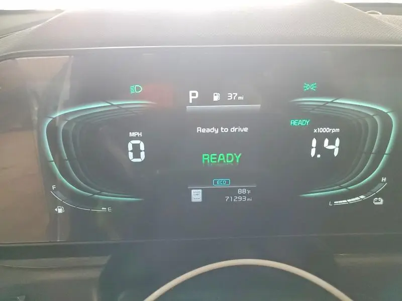 2023 KIA NIRO EX  