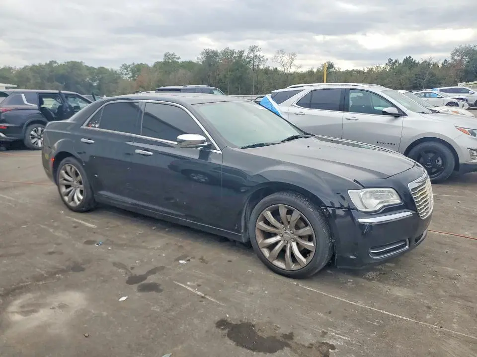 2020 CHRYSLER 300 LIMITED  