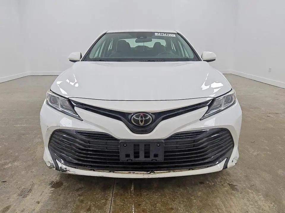 2019 TOYOTA CAMRY LE  
