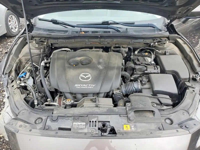 2017 MAZDA 3 TOURING  