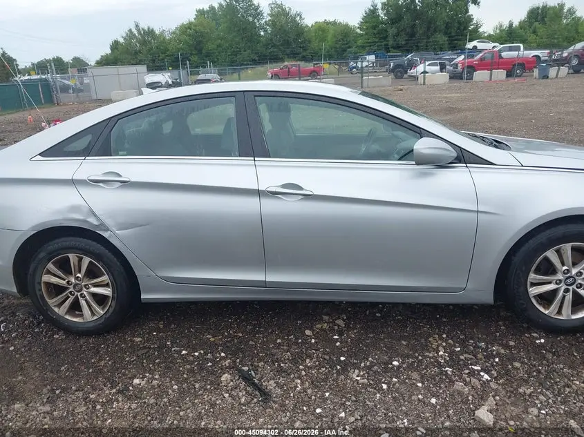 2012 HYUNDAI SONATA GLS