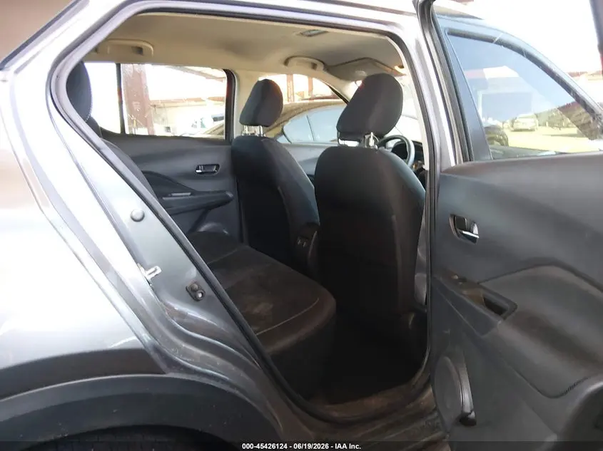 2022 NISSAN KICKS SV XTRONIC CVT