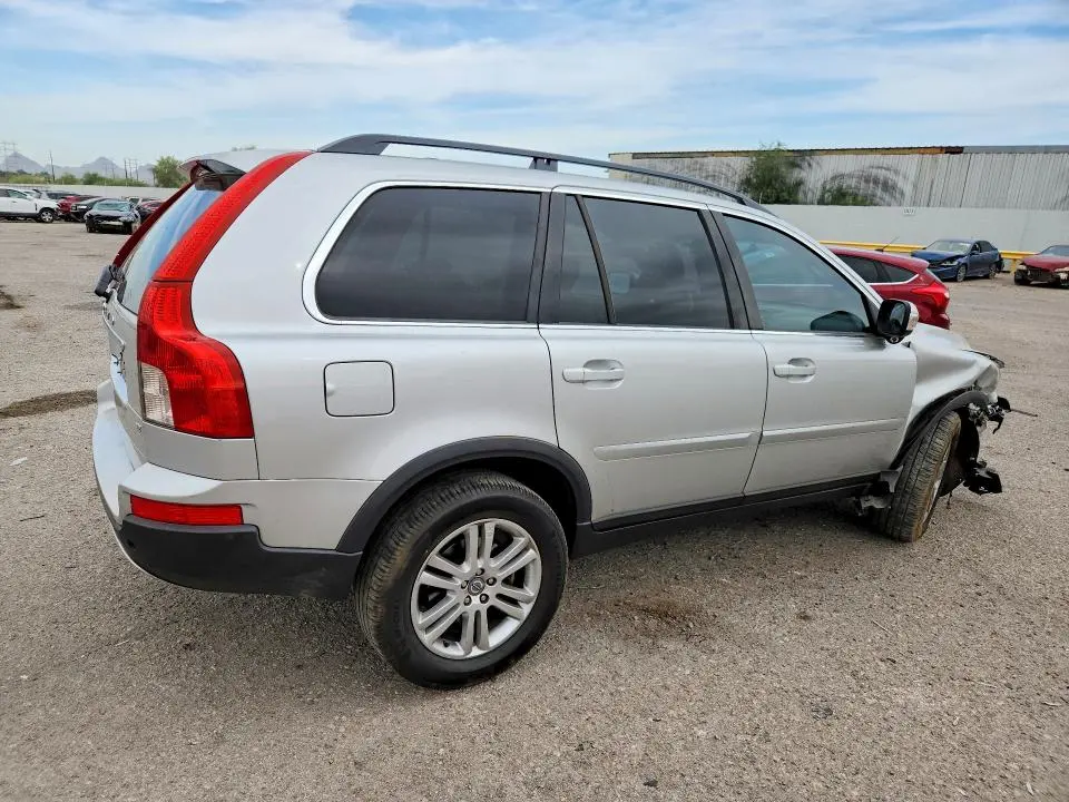 2010 VOLVO XC90 3.2  