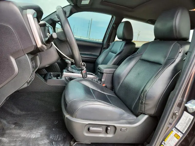 2022 TOYOTA TACOMA LIMITED  