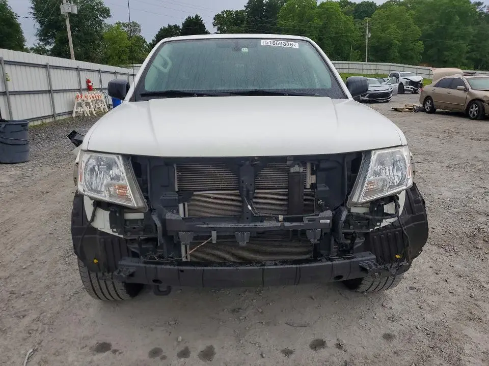 2021 NISSAN FRONTIER SV  