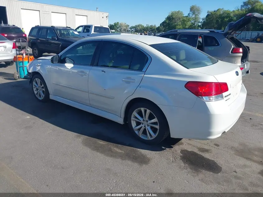 2013 SUBARU LEGACY 2.5I PREMIUM